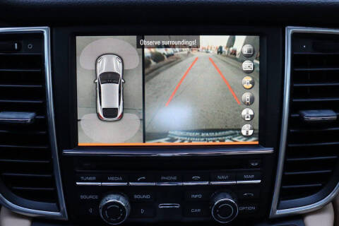 2016 Porsche Panamera Edition