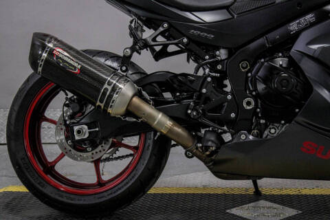 2017 Suzuki GSX-R1000