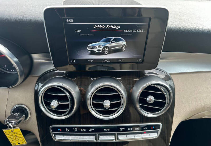 2019 Mercedes-Benz GLC GLC 300