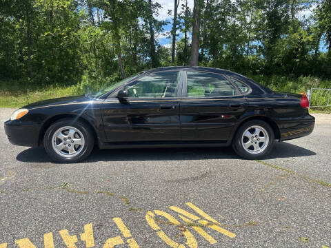 2006 Ford Taurus SE