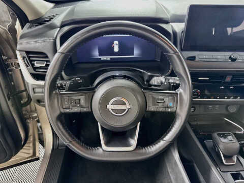 2024 Nissan Rogue SL