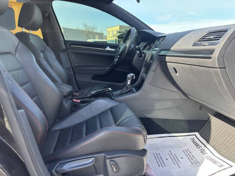 2016 Volkswagen Golf GTI SE
