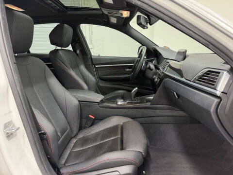 2017 BMW 3 Series 330i
