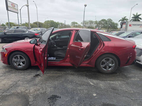 2021 Kia K5 LXS