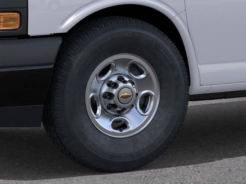2026 Chevrolet Express 2500