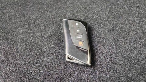 2023 Lexus RZ 450e Luxury