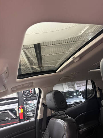 2021 GMC Acadia Denali