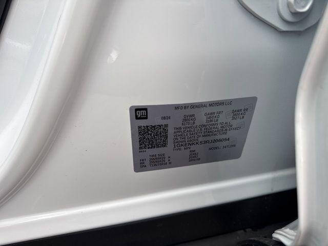 2024 GMC Acadia Elevation