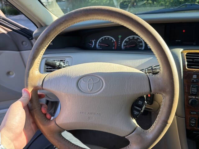 2000 Toyota Avalon XL