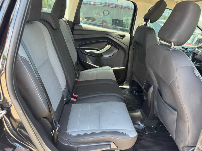 2019 Ford Escape S