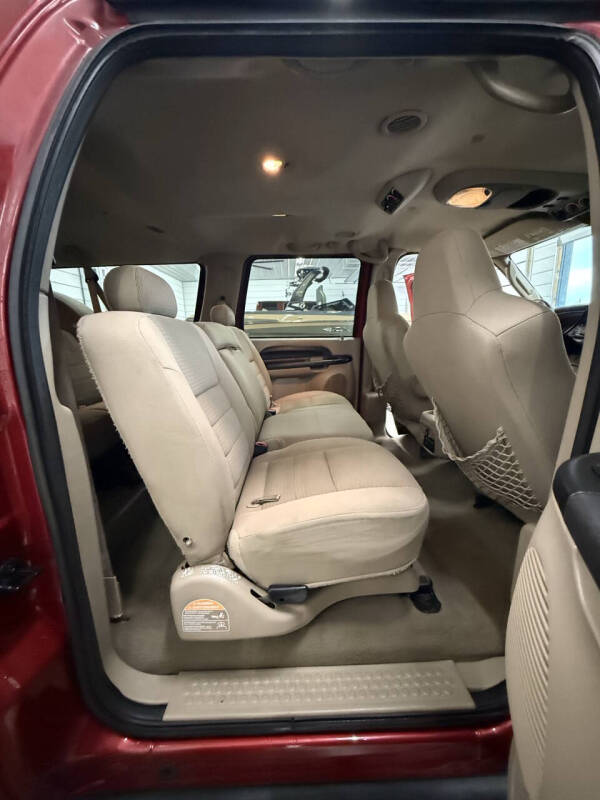 2005 Ford Excursion XLT