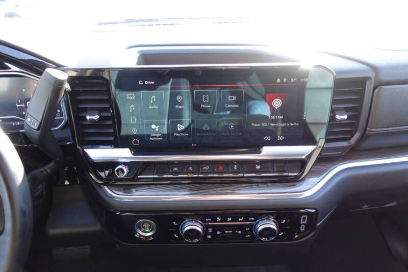 2024 GMC Sierra 1500 Elevation Standard