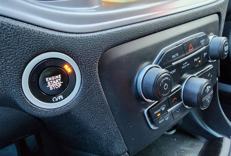 2023 Dodge Charger SXT