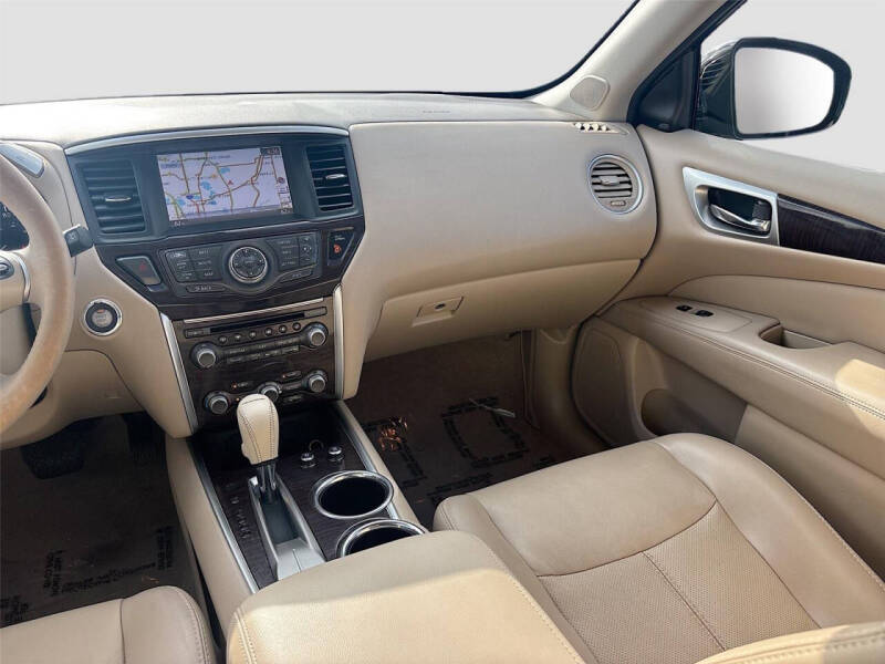 2015 Nissan Pathfinder Platinum