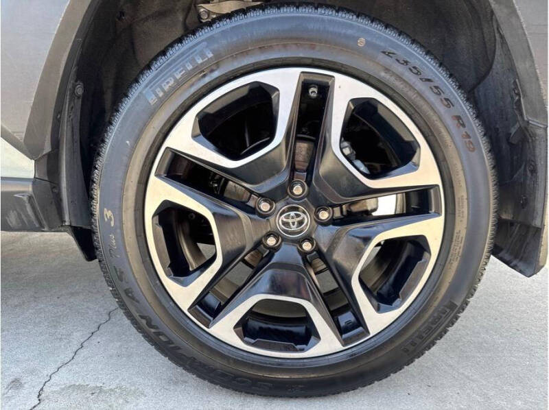 2019 Toyota RAV4 Adventure
