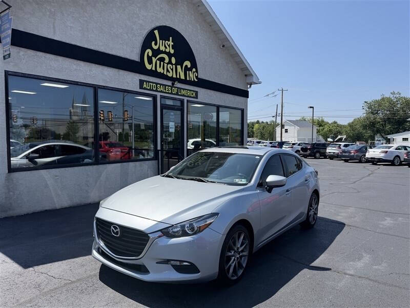 2018 Mazda MAZDA3 Touring