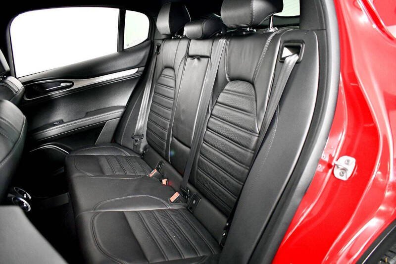 2019 Alfa Romeo Stelvio Ti Sport