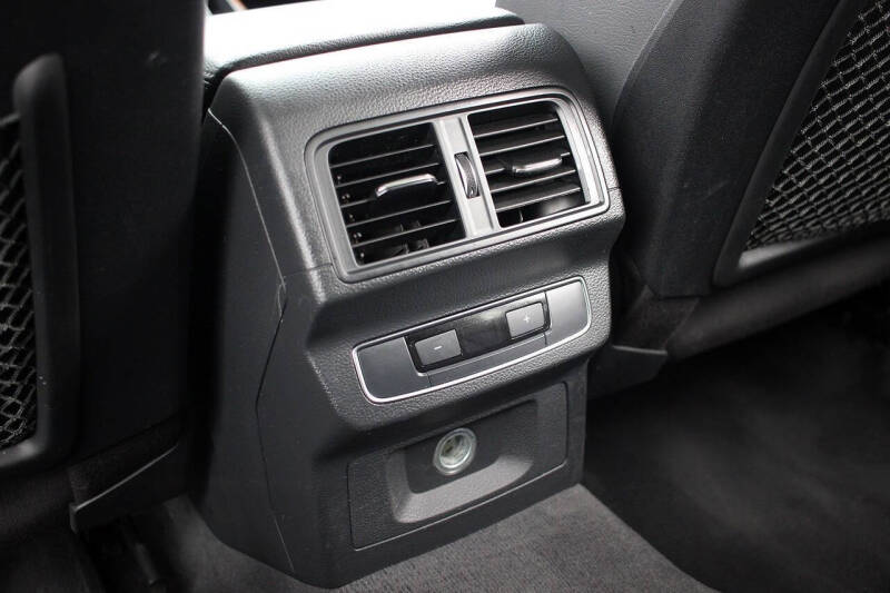 2020 Audi Q5 quattro Premium 45 TFSI