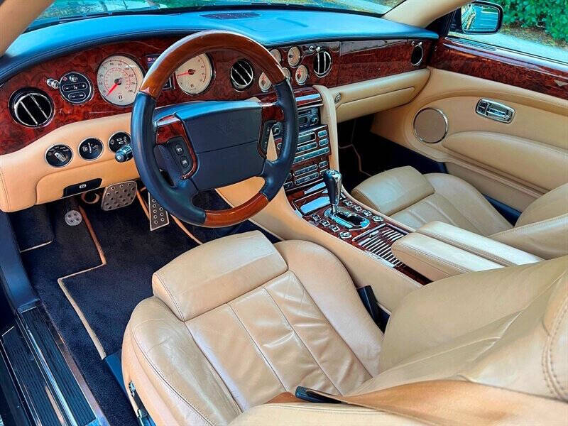 2008 Bentley Azure 18