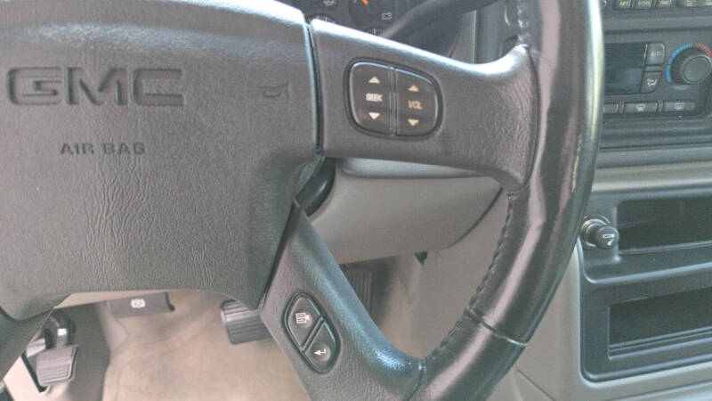 2004 GMC Yukon SLT