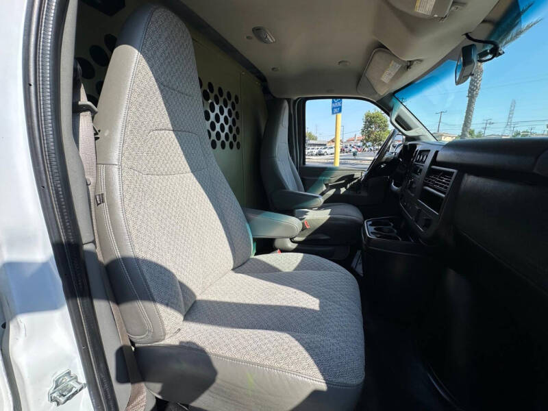 2019 Chevrolet Express 2500