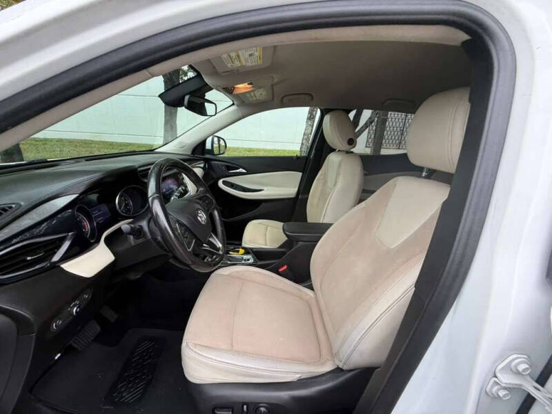 2020 Buick Encore GX Select