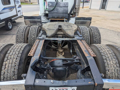 1993 International 9200 Day Cab