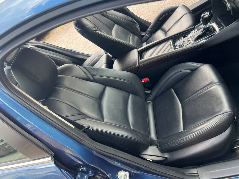 2017 Mazda MAZDA3 Touring