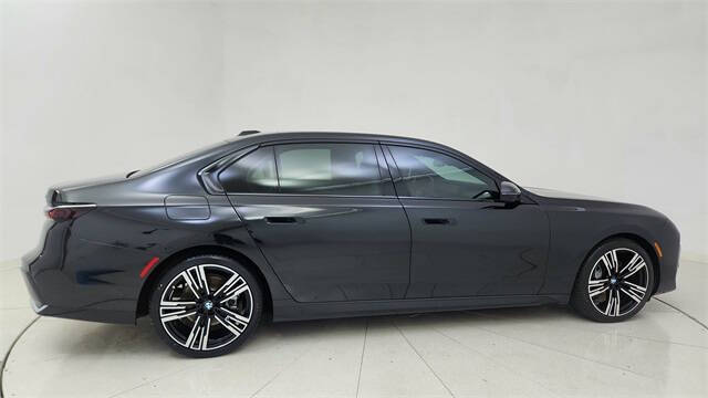 2024 BMW 7 Series 740i