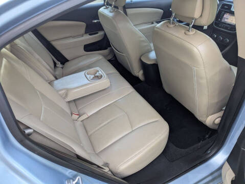 2013 Chrysler 200 Limited