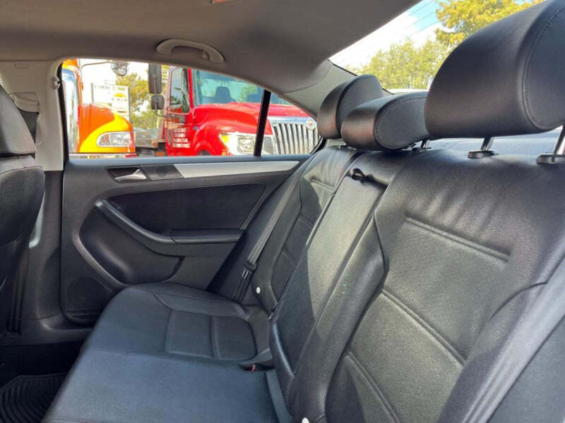 2012 Volkswagen Jetta