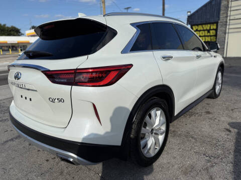 2020 Infiniti QX50 Essential