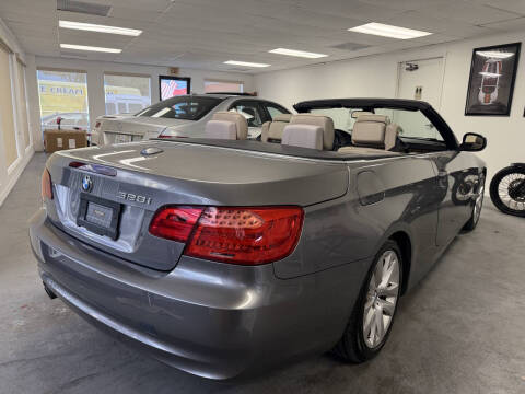 2011 BMW 3 Series 328i