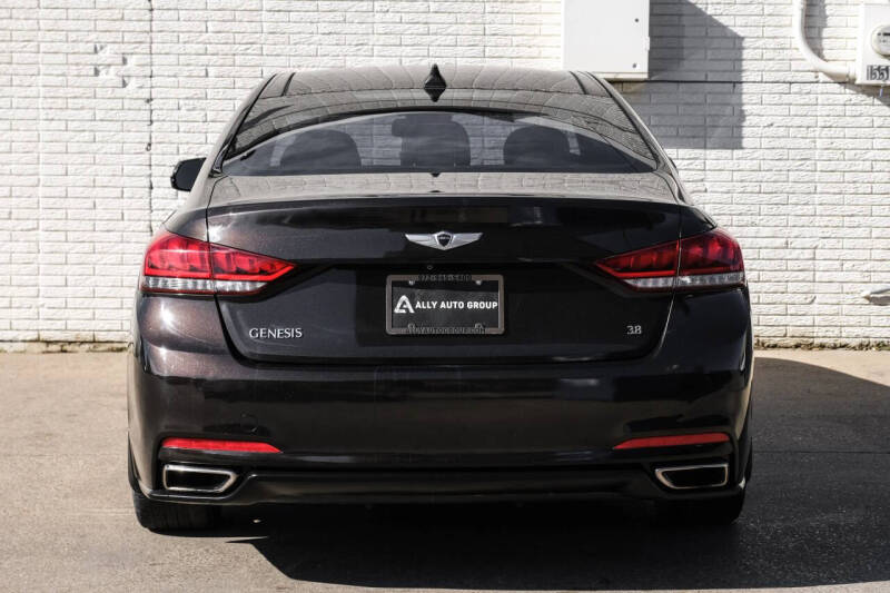 2015 Hyundai Genesis