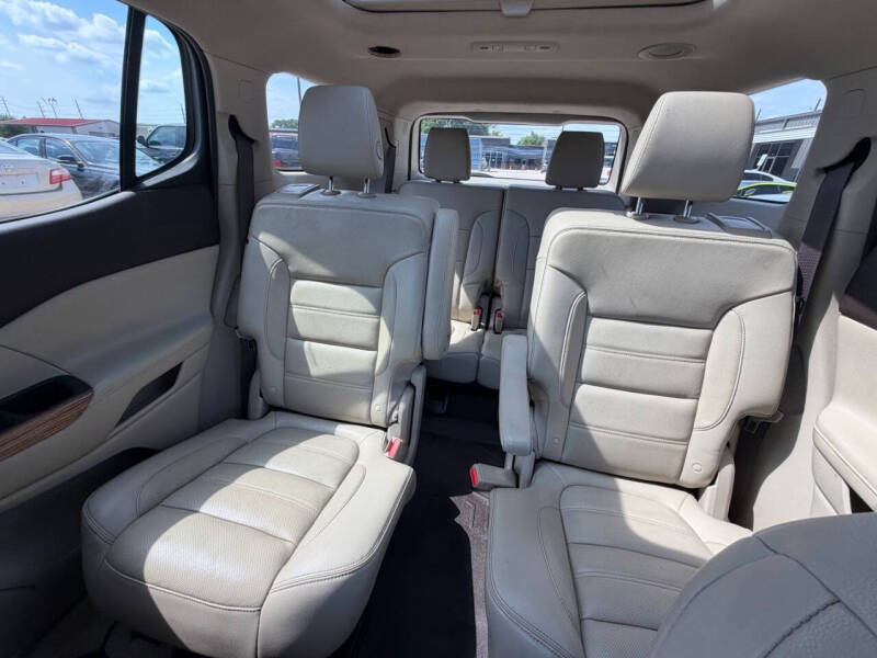 2019 GMC Acadia Denali
