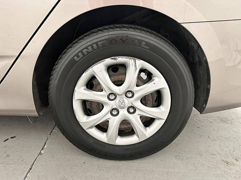 2014 Hyundai Accent GLS