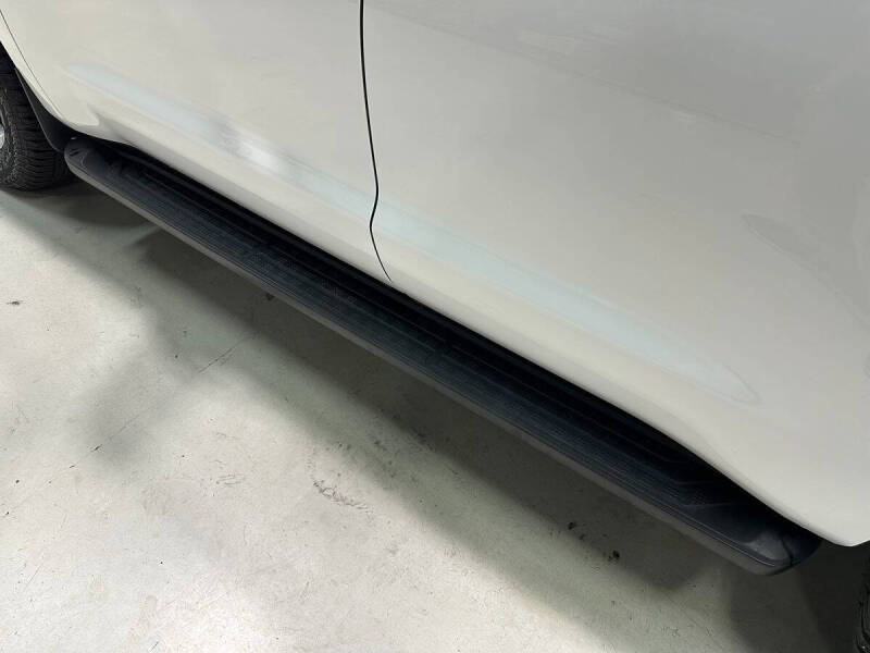 2016 Toyota Sequoia SR5