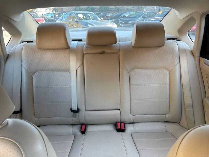 2013 Volkswagen Passat