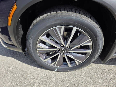 2027 Infiniti QX60 Luxe