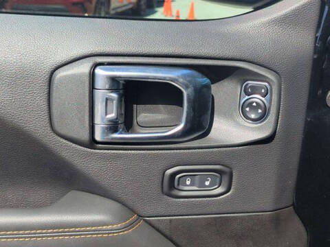 2025 Jeep Gladiator High Tide