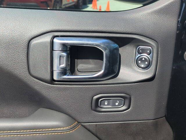 2025 Jeep Gladiator High Tide