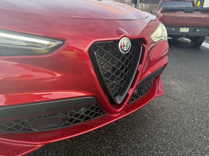2022 Alfa Romeo Stelvio Quadrifoglio