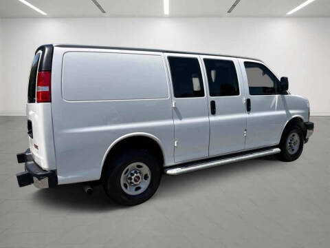 2024 GMC Savana 2500