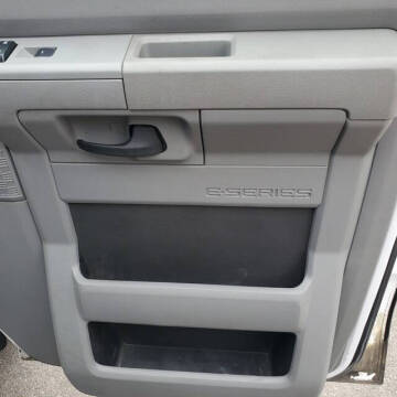 2014 Ford E-Series E-150