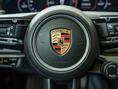 2024 Porsche Panamera 4