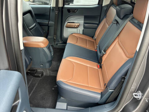 2023 Ford Maverick Lariat