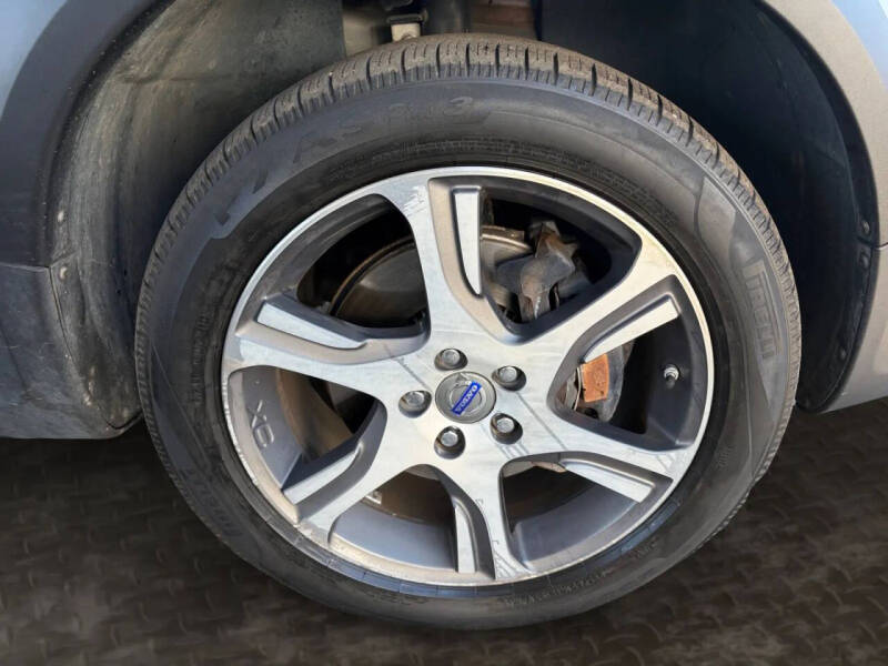 2012 Volvo XC70