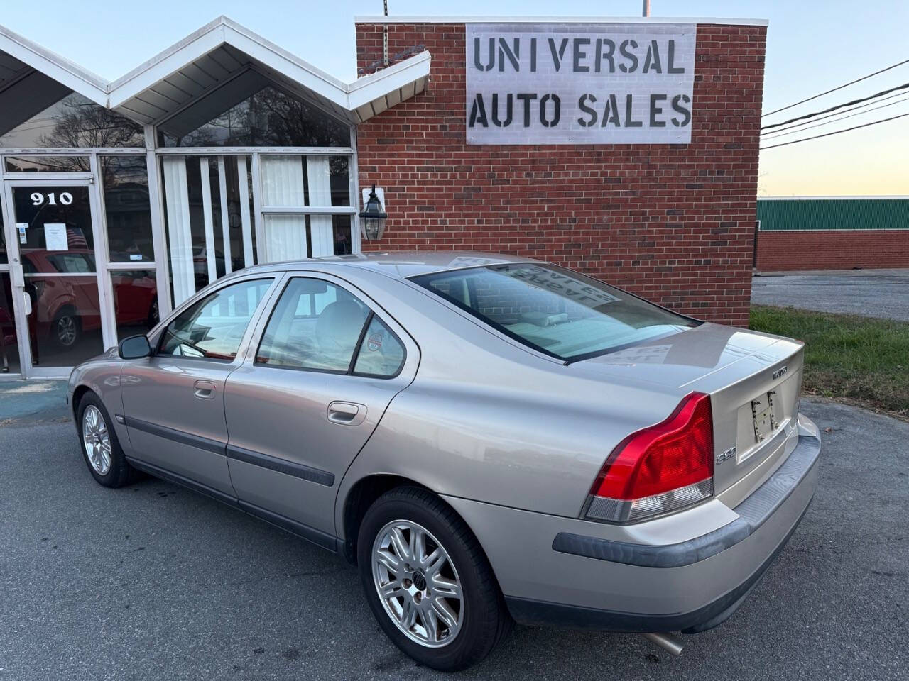 2004 Volvo S60 for sale at Universal Auto Sales LLC in Burlington, NC