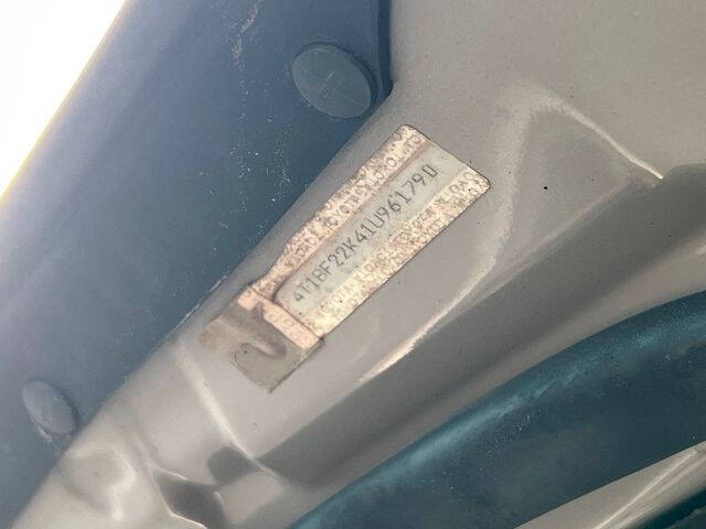 2001 Toyota Camry LE V6