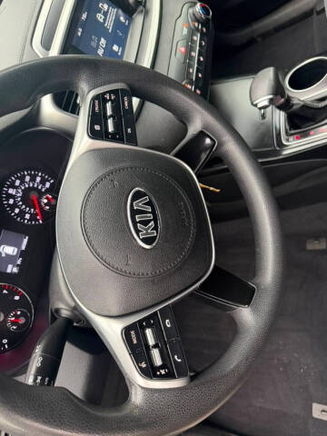 2019 Kia Sorento LX
